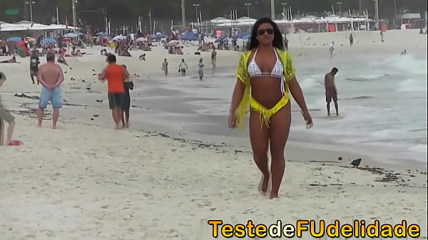Hot paranaense picking up naughty friend.