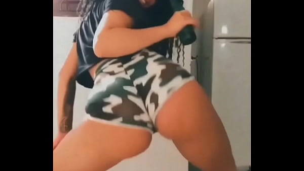 Novinha mackerel all displayed dancing funk